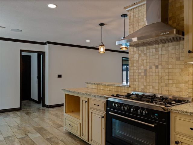 3025 Pine Ridge Road, Oklahoma City, OK 73120