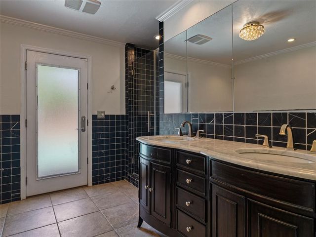 3025 Pine Ridge Road, Oklahoma City, OK 73120