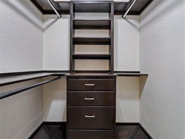 3025 Pine Ridge Road, Oklahoma City, OK 73120