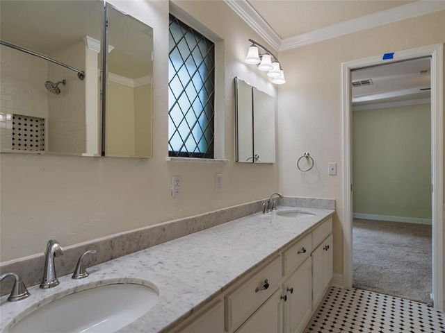 3025 Pine Ridge Road, Oklahoma City, OK 73120