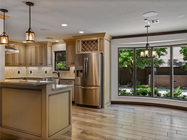 3025 Pine Ridge Road, Oklahoma City, OK 73120