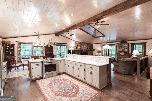 11 Treasure Lane, Blairsville, GA 30512
