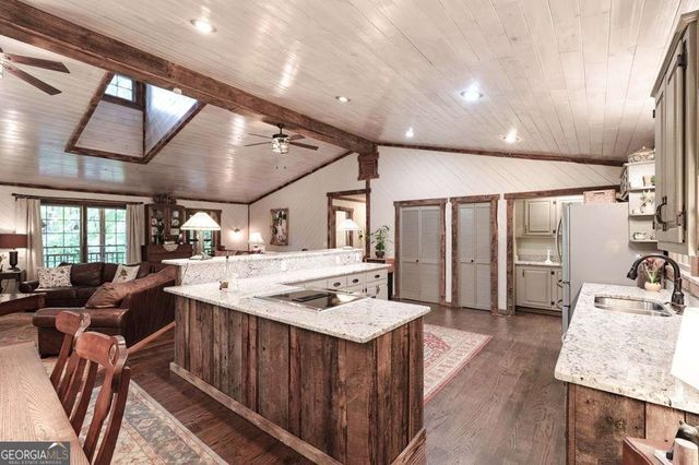 11 Treasure Lane, Blairsville, GA 30512
