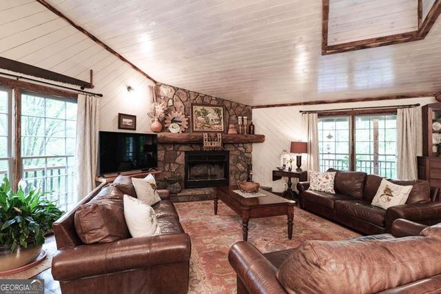 11 Treasure Lane, Blairsville, GA 30512