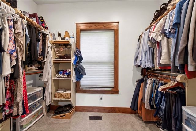 1849 N Best Friend Lane, Fayetteville, AR 72704