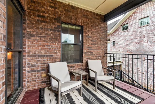 1849 N Best Friend Lane, Fayetteville, AR 72704