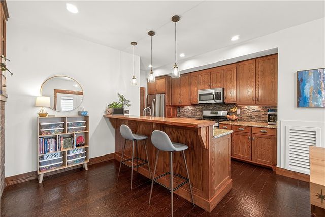 1849 N Best Friend Lane, Fayetteville, AR 72704