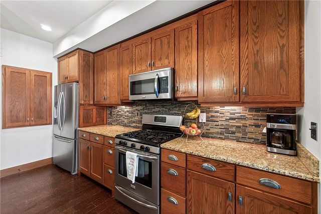 1849 N Best Friend Lane, Fayetteville, AR 72704