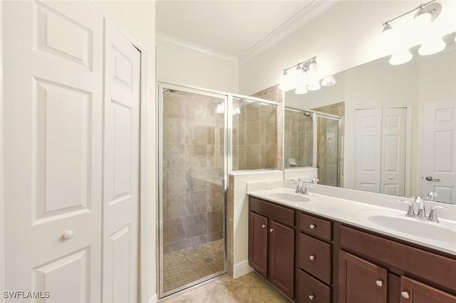 2080 Wellington ST, Naples, FL 34120