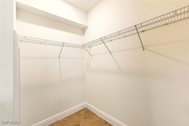 2080 Wellington ST, Naples, FL 34120