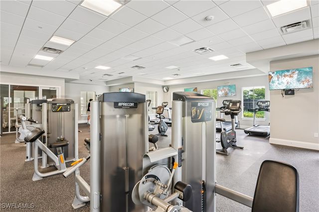 2080 Wellington ST, Naples, FL 34120