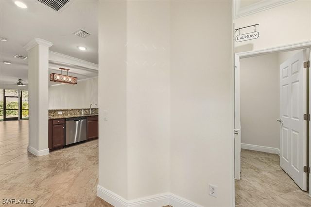 2080 Wellington ST, Naples, FL 34120