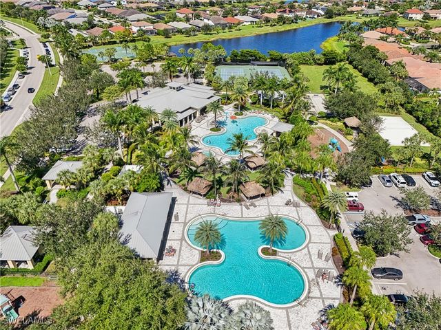 2080 Wellington ST, Naples, FL 34120