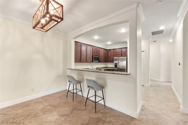 2080 Wellington ST, Naples, FL 34120