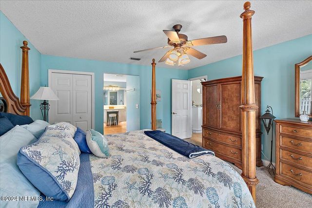 2884 ST MAARTEN Court, Jacksonville Beach, FL 32250