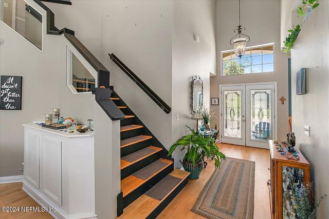 2884 ST MAARTEN Court, Jacksonville Beach, FL 32250