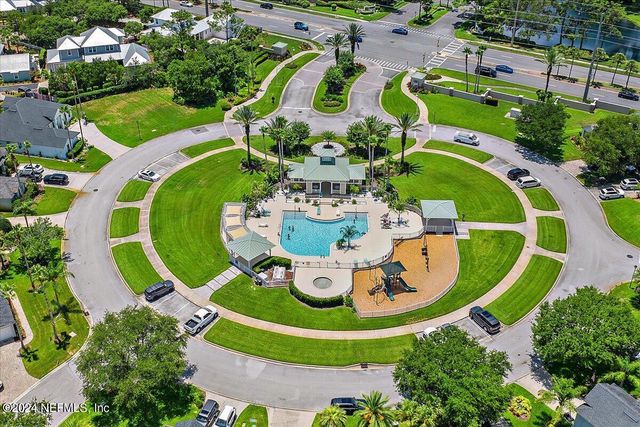 2884 ST MAARTEN Court, Jacksonville Beach, FL 32250