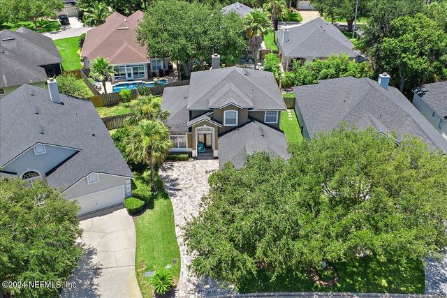 2884 ST MAARTEN Court, Jacksonville Beach, FL 32250