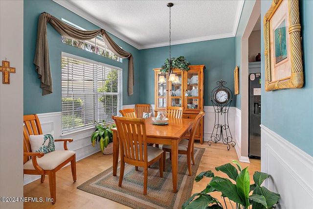 2884 ST MAARTEN Court, Jacksonville Beach, FL 32250