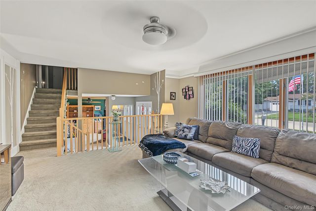105 Nathan Drive, Bohemia, NY 11716