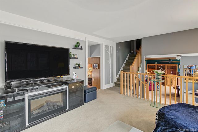 105 Nathan Drive, Bohemia, NY 11716