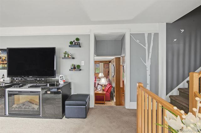 105 Nathan Drive, Bohemia, NY 11716