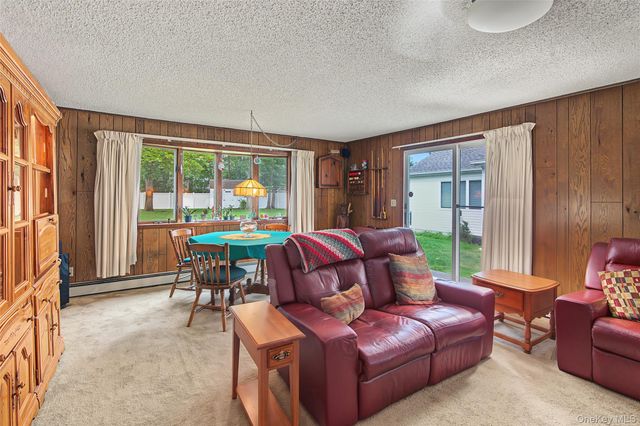 105 Nathan Drive, Bohemia, NY 11716