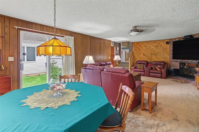 105 Nathan Drive, Bohemia, NY 11716