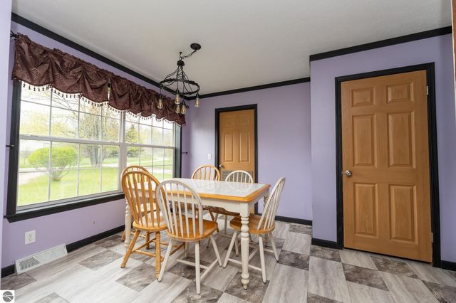 464 N Rolland Road, Weidman, MI 48893