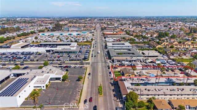 8564 Artesia, Bellflower, CA 90706