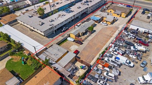 8564 Artesia, Bellflower, CA 90706