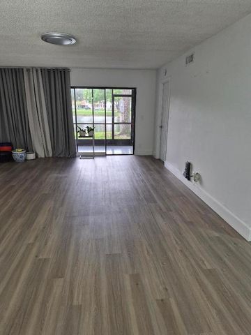 9717 Sills Drive E 102, Boynton Beach, FL 33437