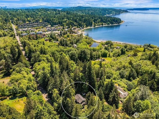 7045 NE Baker Hill Road, Bainbridge Island, WA 98110