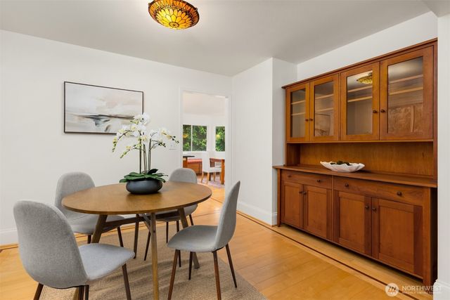 7045 NE Baker Hill Road, Bainbridge Island, WA 98110