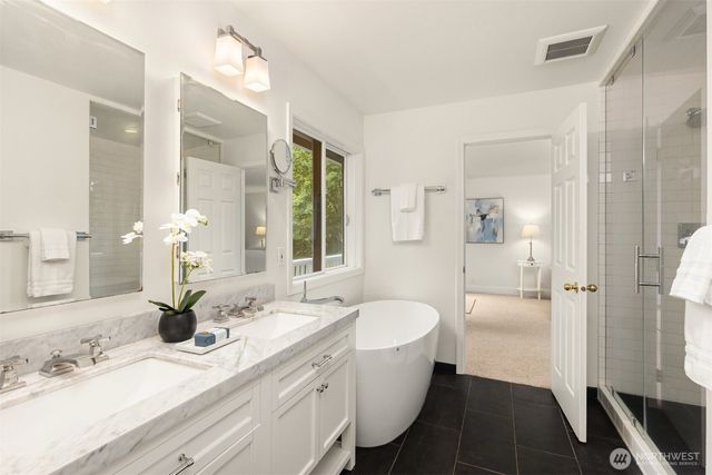 7045 NE Baker Hill Road, Bainbridge Island, WA 98110