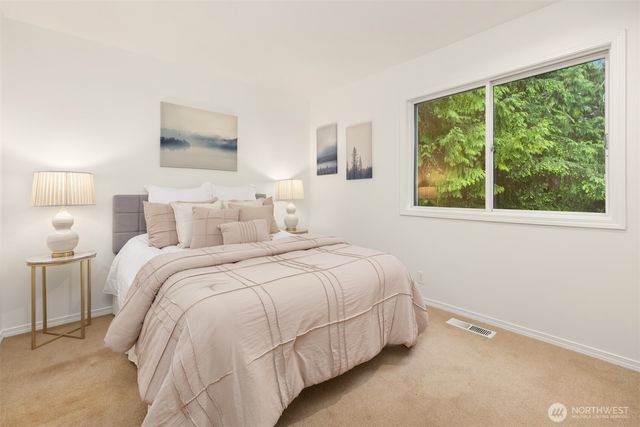 7045 NE Baker Hill Road, Bainbridge Island, WA 98110