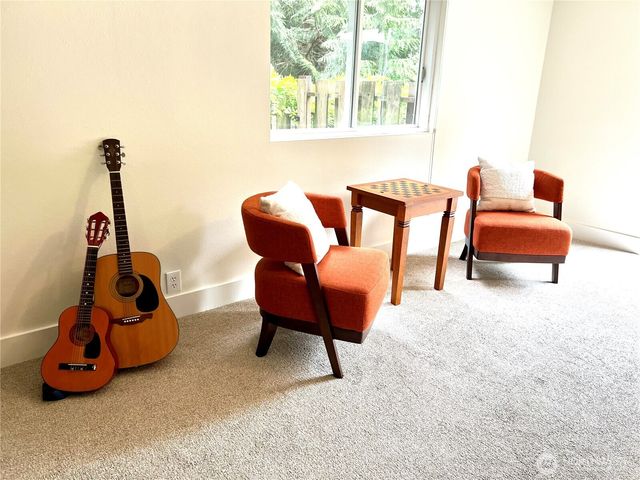 7045 NE Baker Hill Road, Bainbridge Island, WA 98110