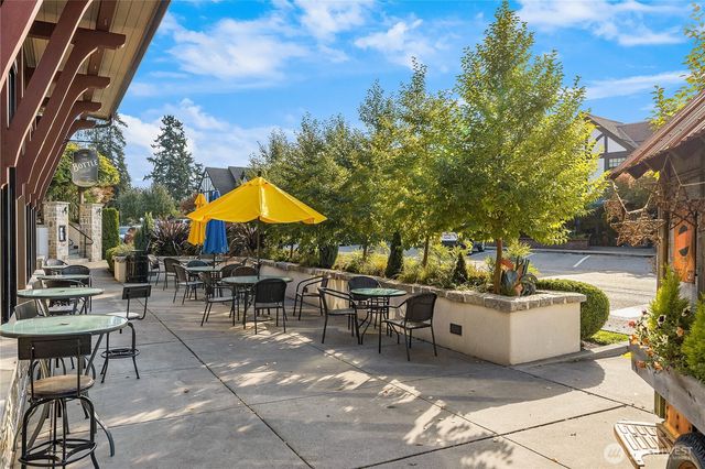 7045 NE Baker Hill Road, Bainbridge Island, WA 98110