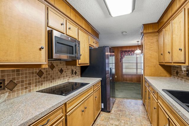 2965 Arrowhead Drive, Abilene, TX 79606