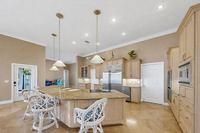 960 SYMPHONY ISLES BOULEVARD, Apollo Beach, FL 33572