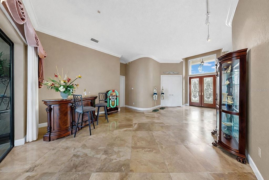 Image 41 of property listing at 960 SYMPHONY ISLES BOULEVARD, Apollo Beach, FL 33572