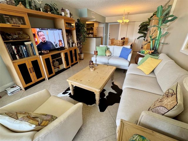 740 S Federal Highway 216, Pompano Beach, FL 33062
