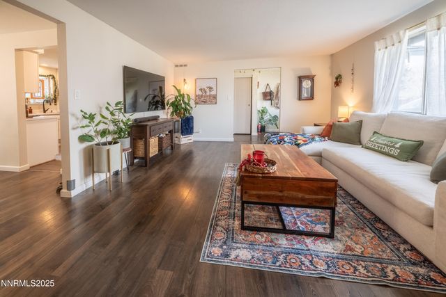 2860 Santa Ana Drive, Reno, NV 89502