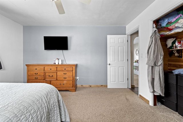 1017 EDGEWOOD CIRCLE, Marinette, WI 54143