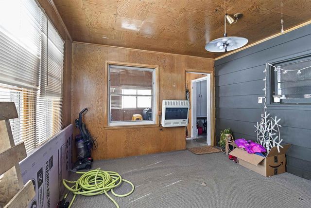 1017 EDGEWOOD CIRCLE, Marinette, WI 54143