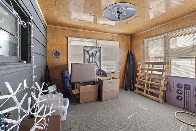 1017 EDGEWOOD CIRCLE, Marinette, WI 54143