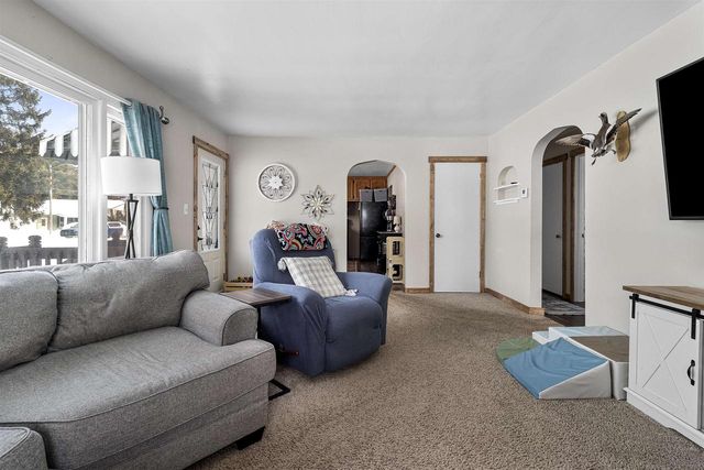 1017 EDGEWOOD CIRCLE, Marinette, WI 54143