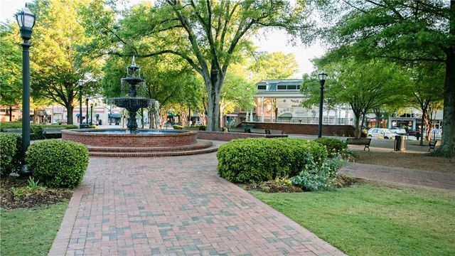 2379 Tayside Crossing SW, Kennesaw, GA 30152