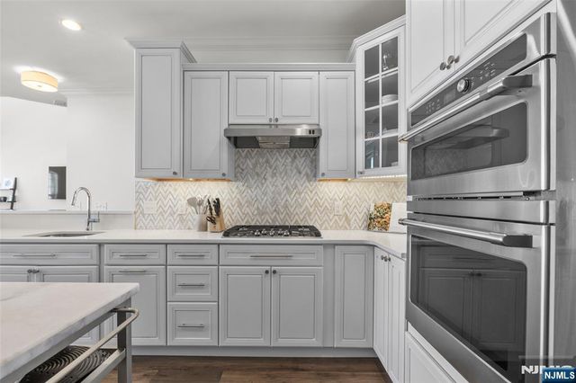 109 Sequoia Drive, Cedar Grove, NJ 07009