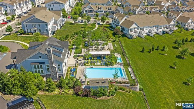 109 Sequoia Drive, Cedar Grove, NJ 07009